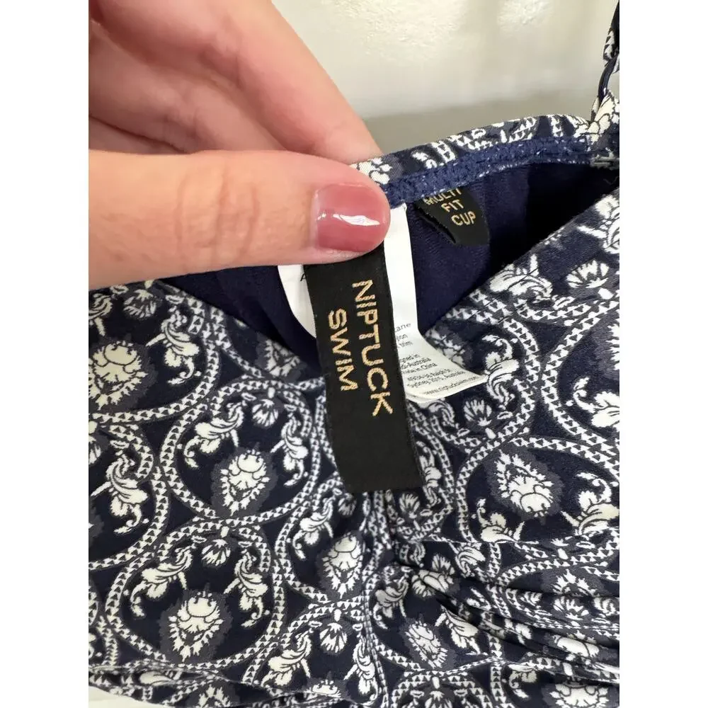 NIPTUCK Swim Joanne Damask One Piece Swimsuit 10